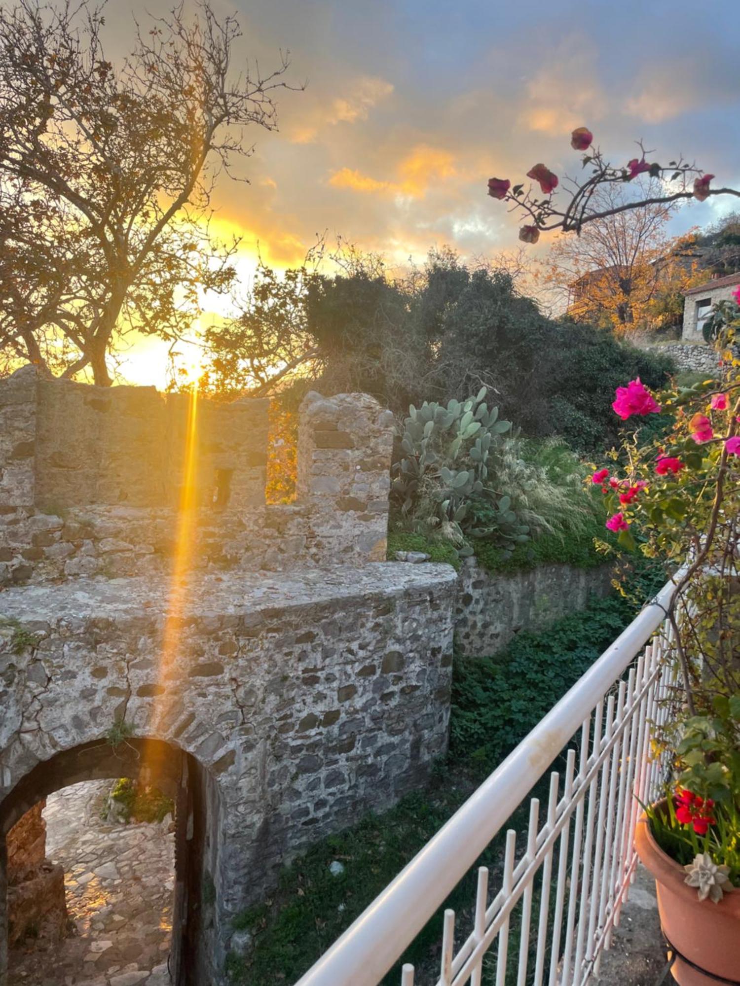 Sideroporta Castle Nafpaktos Vendégház Kültér fotó